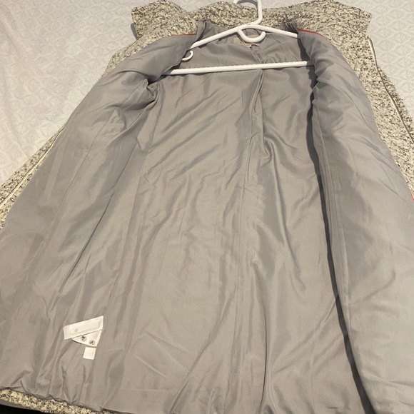 Winter coat. - Picture 4 of 4